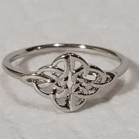 NWOT Vintage Silver Celtic Knot Infinity Love Knot Ring Size 7.5 - Picture 10 of 12